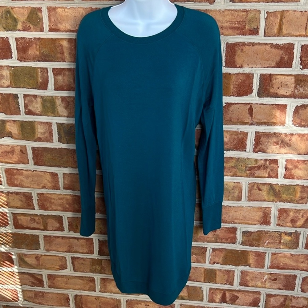 Athleta Green Blue modal stretch Long Sleeve super soft Sheath Dress. Small